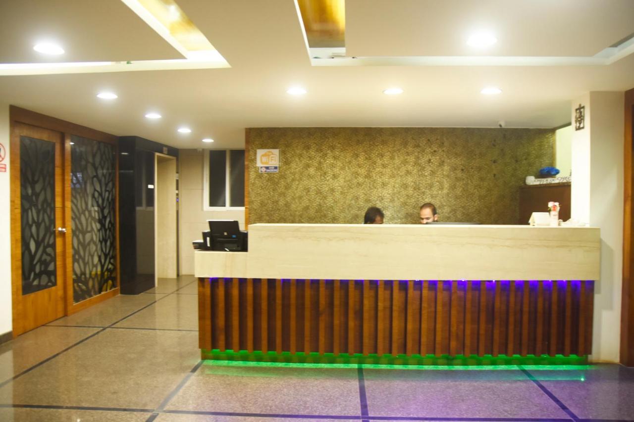 Hotel Om International Gokarna Kültér fotó