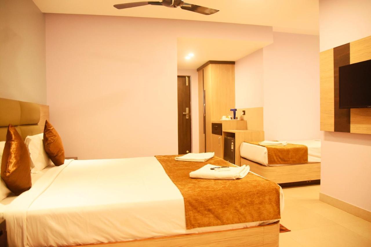 Hotel Om International Gokarna Kültér fotó